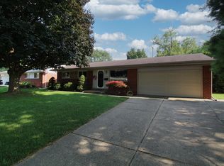 11244 Newburg Dr, Sterling Heights, MI 48313