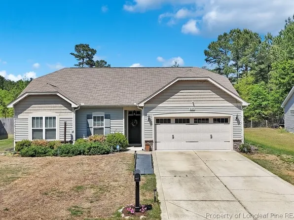 607 Roanoke Dr, Raeford, NC 28376