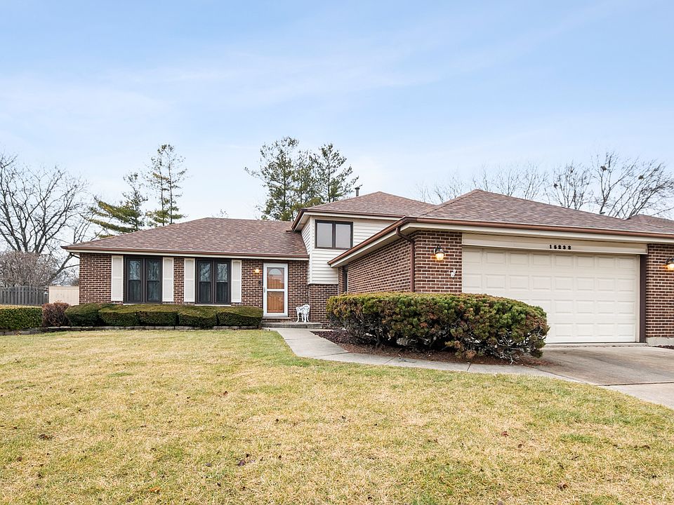 1st image of 15232 Oxford Dr