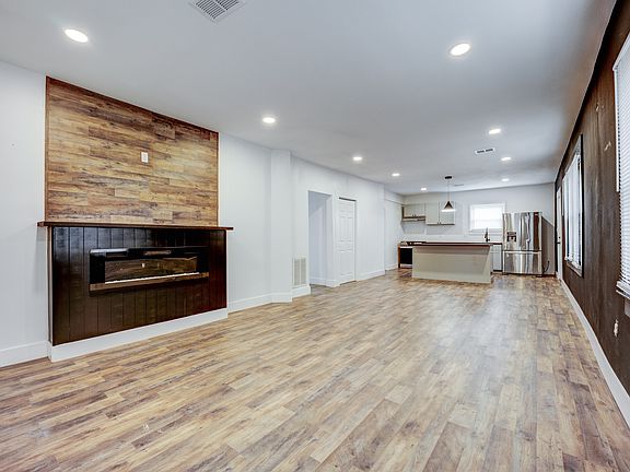 4th image of 1516 S P St