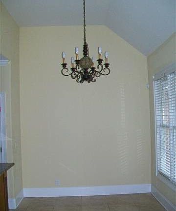 5th image of 177 Dominion Dr