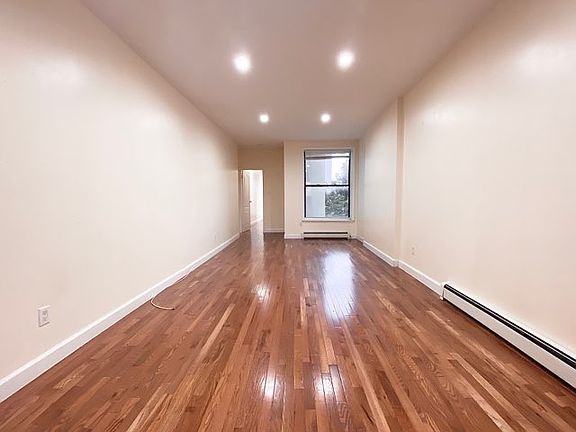 2nd image of 230 W 116th St #4D