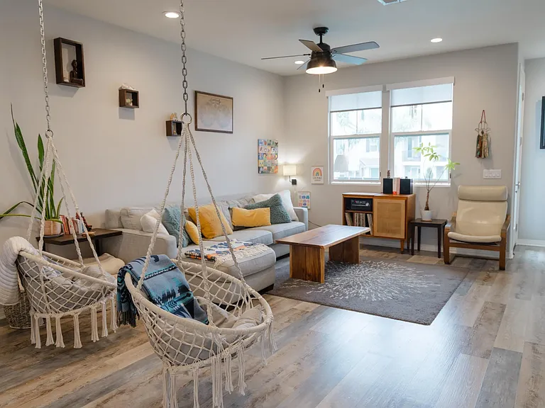 505 Lark Way — Photo 9
