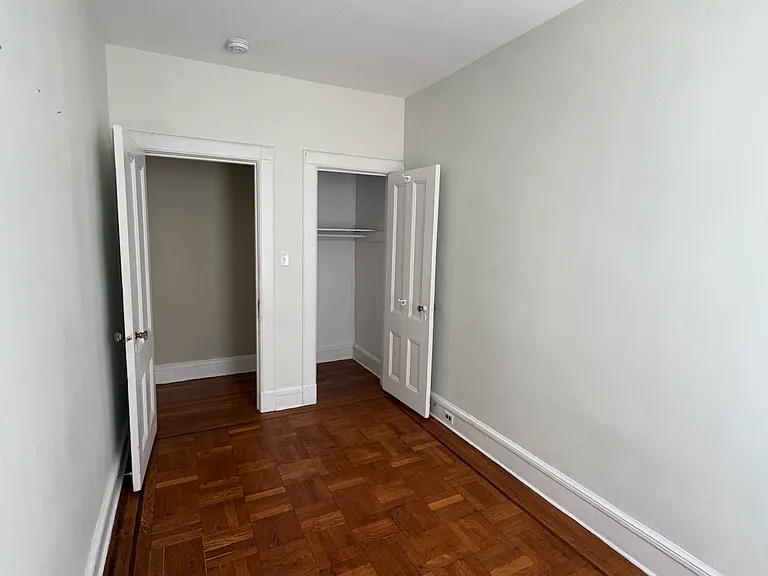 600 Willow Ave #9 — Photo 6