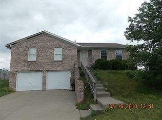 1203 Stonelilly Dr, Jeffersonville, IN