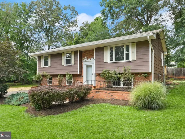 3 Hickory Ln, Stafford, VA 22556
