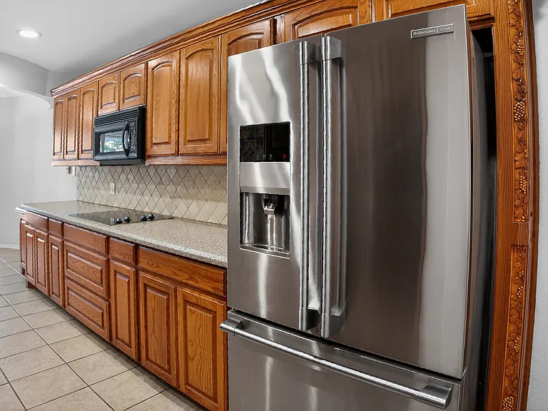 6425 Heidelburg Ct — Photo 11