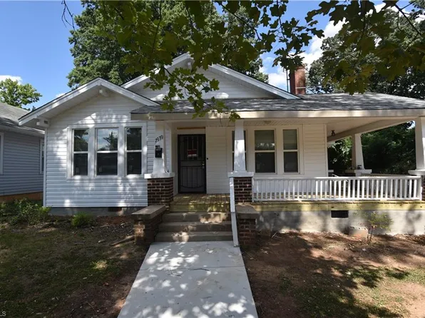 2939 Bon Air Ave, Winston Salem, NC 27105