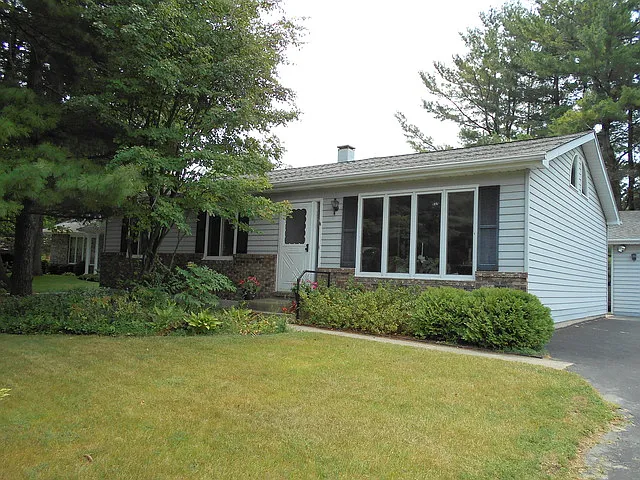 9805 W Marguerite Ln photo 1