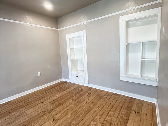 3rd image of 4107 Smallwood Ln Unit A
