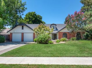 7719 N 10th St, Fresno, CA 93720