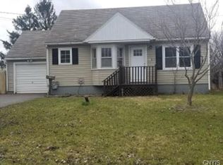 106 Kingsdown Dr, Liverpool, NY 13088