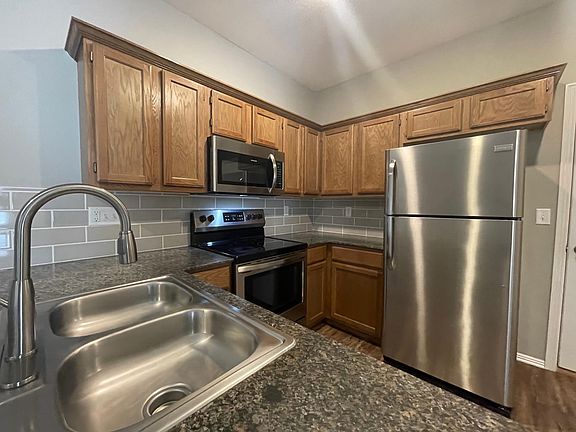 3rd image of 3501 SW Deerfield Blvd #1