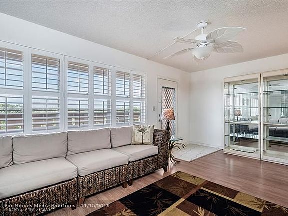 2nd image of 1805 Eleuthera Pt APT H4