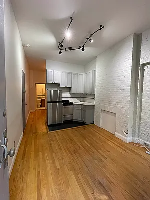 Rented by Best Apartments North Inc | media 2