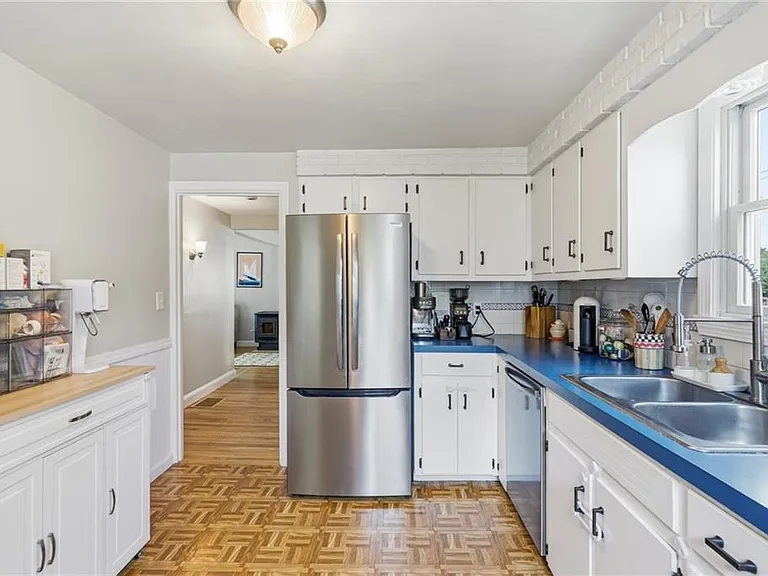 25 King Rd — Photo 19