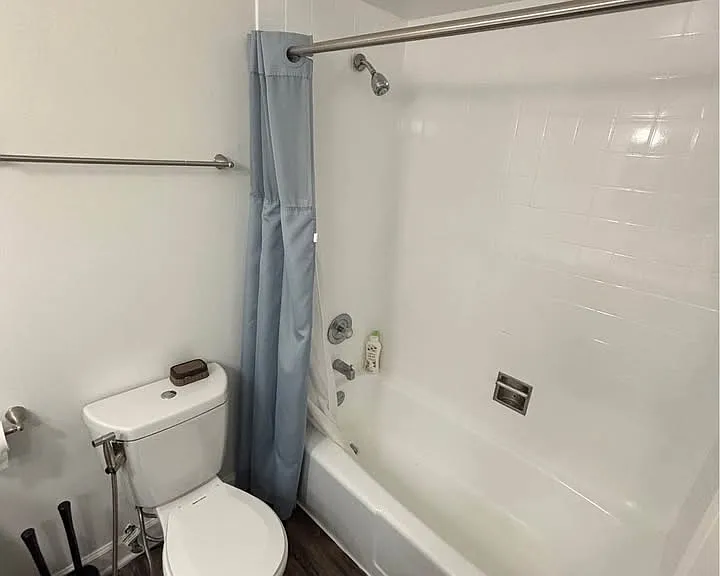 41 58th St #24C — Photo 3