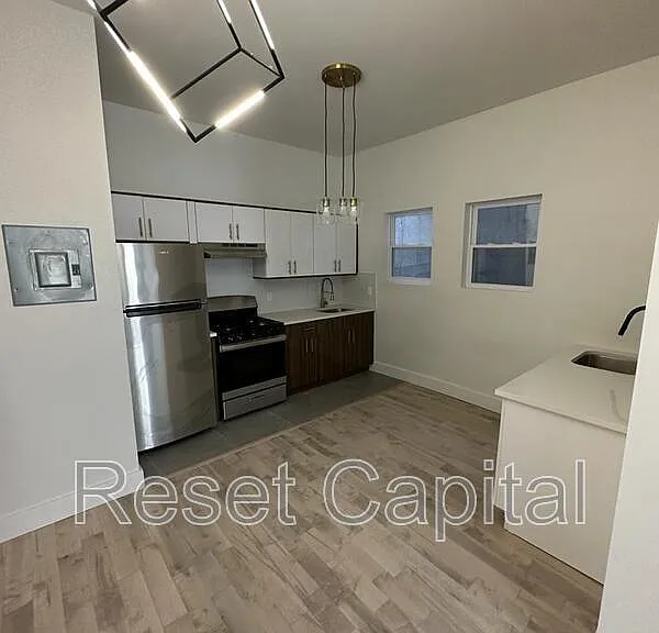 40 Johnston Ave — Photo 1