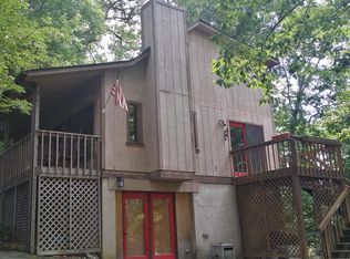 45 Grant Pl, Clyde, NC 28721