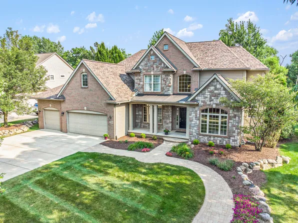 1199 Innsbrook Ct, Ann Arbor, MI 48108