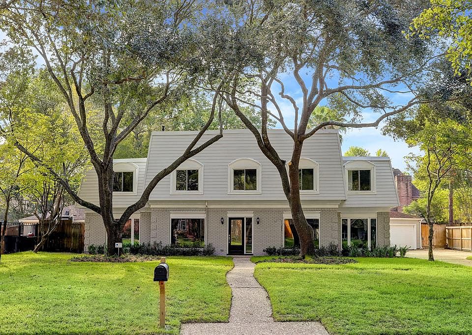 1st image of 14111 River Forest Dr
