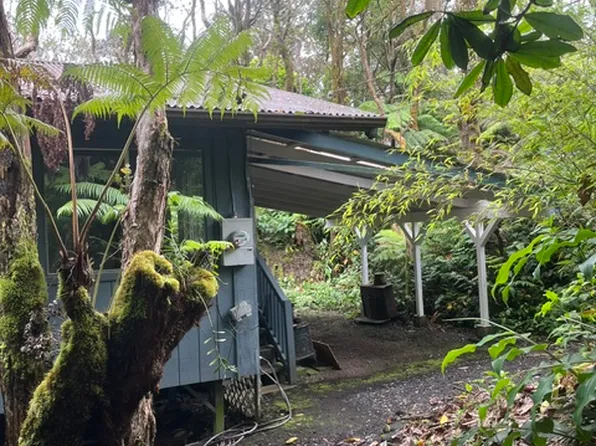 11-3885 6th St, Volcano, HI 96785