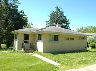 23803 W Beach Grove Rd, Antioch, IL 60002