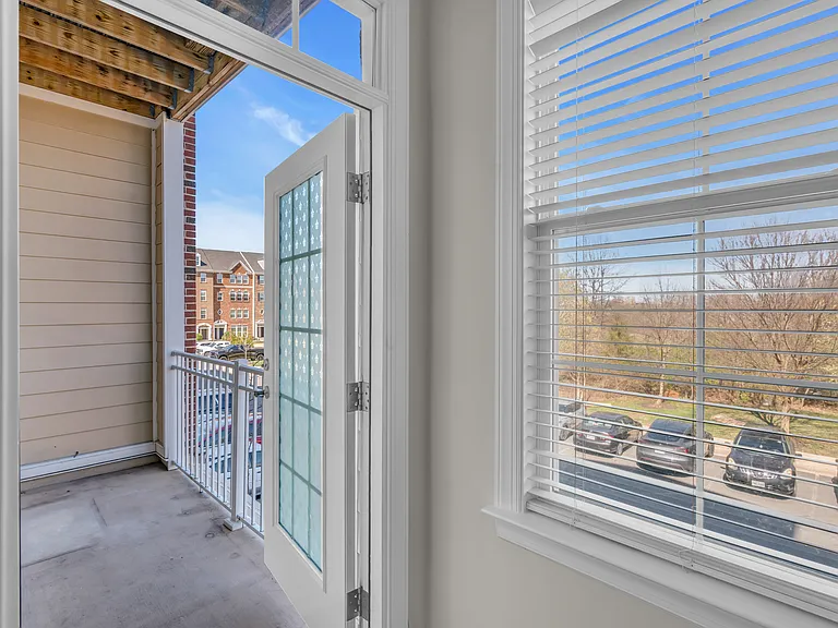 13722 Neil Armstrong Ave #207 — Photo 28