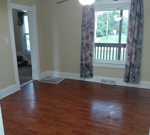 3rd image of 120 W Maple Ave