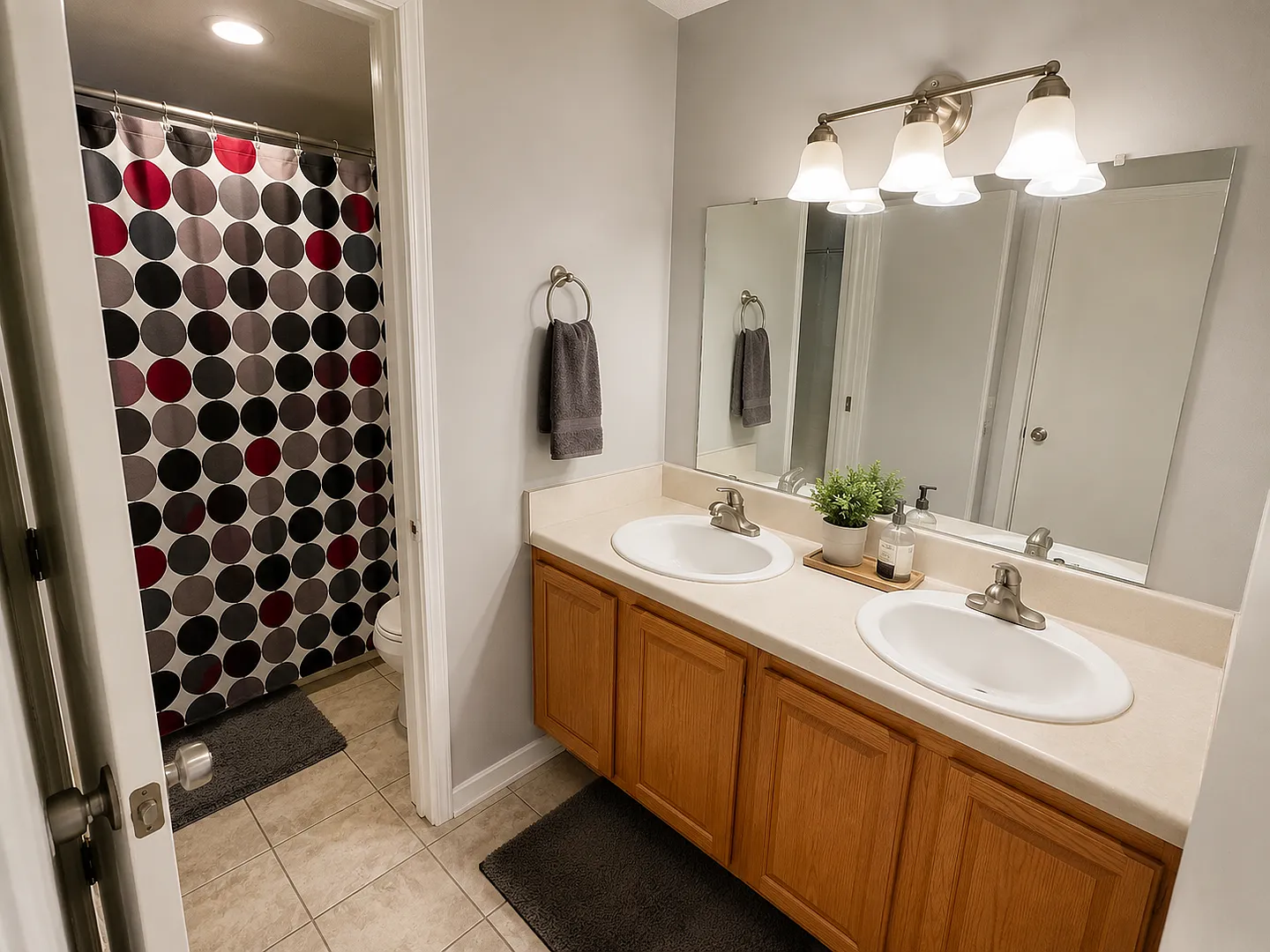 Varsity Management - 1506 Geddes — Photo 3