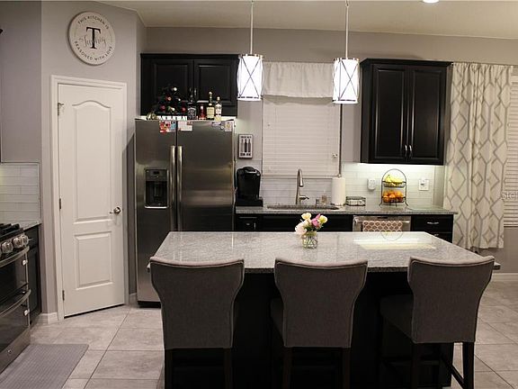 3rd image of 7524 Loon Ave