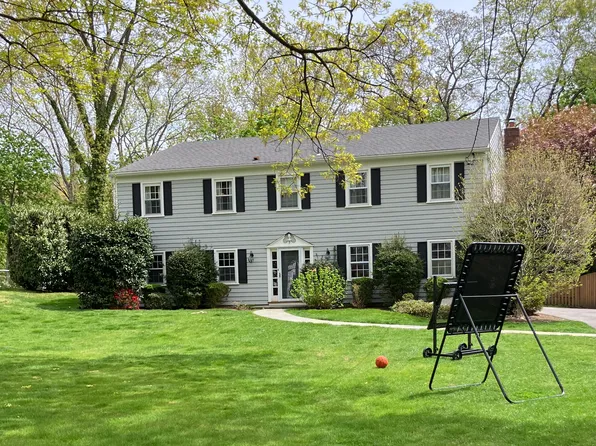 7 Heritage Ln, Rye, NY 10580