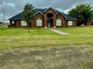 1801 N Highway 385, Levelland, TX 79336