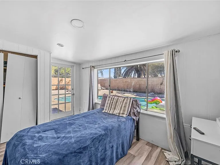 9417 Mango Ave — Photo 17