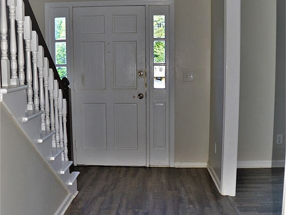 2nd image of 2187 Windsor Dr