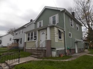 866 Alhambra Rd, Cleveland, OH 44110