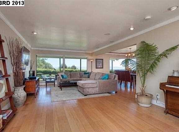 3rd image of 2676 Vista Grand Ct