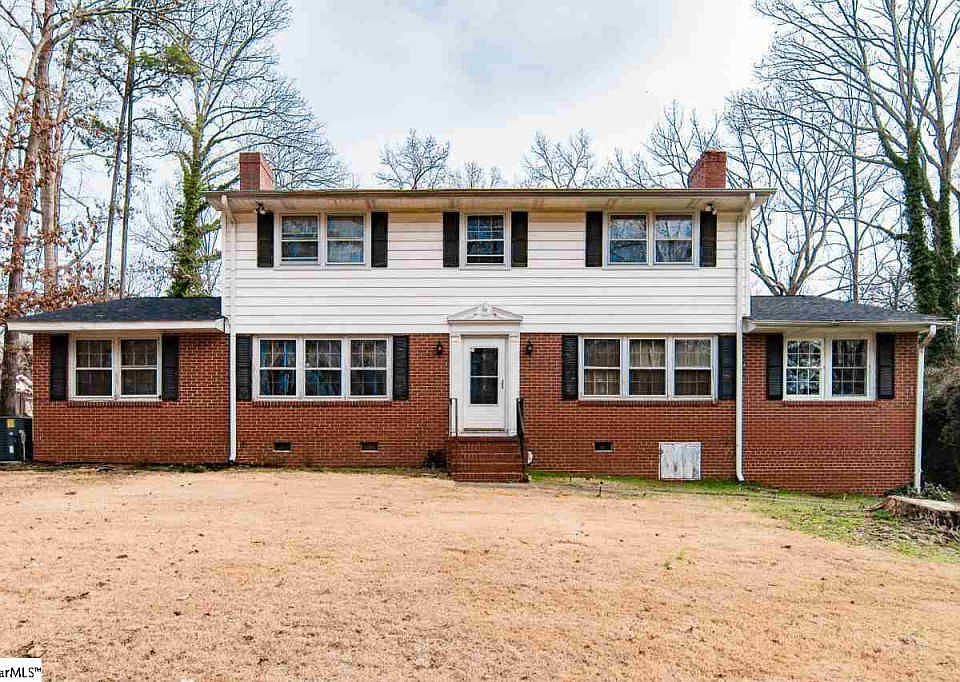 1st image of 27 Pine Creek Ct