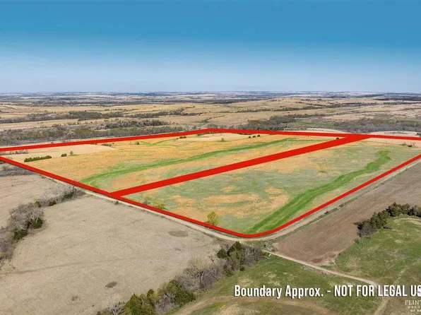 8325 Lost Creek Rd, Belvue, KS 66407