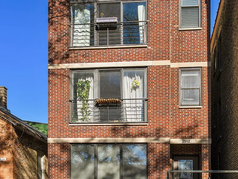 2512 W Thomas St #1 — Photo 1