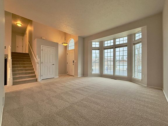 4th image of 6211 S Terre Vista St