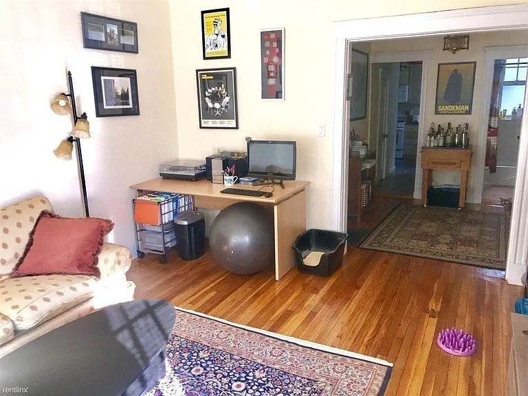 155 Strathmore Rd #3 — Photo 9