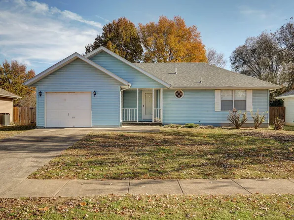 5670 S Dayton Avenue, Springfield, MO 65810