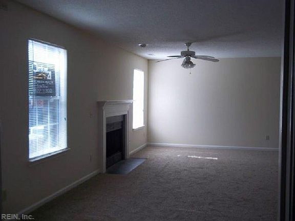 2nd image of 210 Quarter Trl APT E