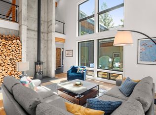 56670 Sunstone Loop #141, Bend, OR 97707