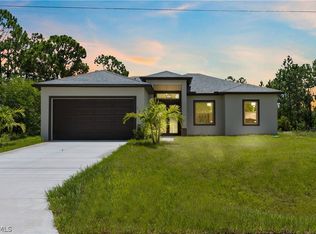 719 Fullerton Ave S, Lehigh Acres, FL 33974