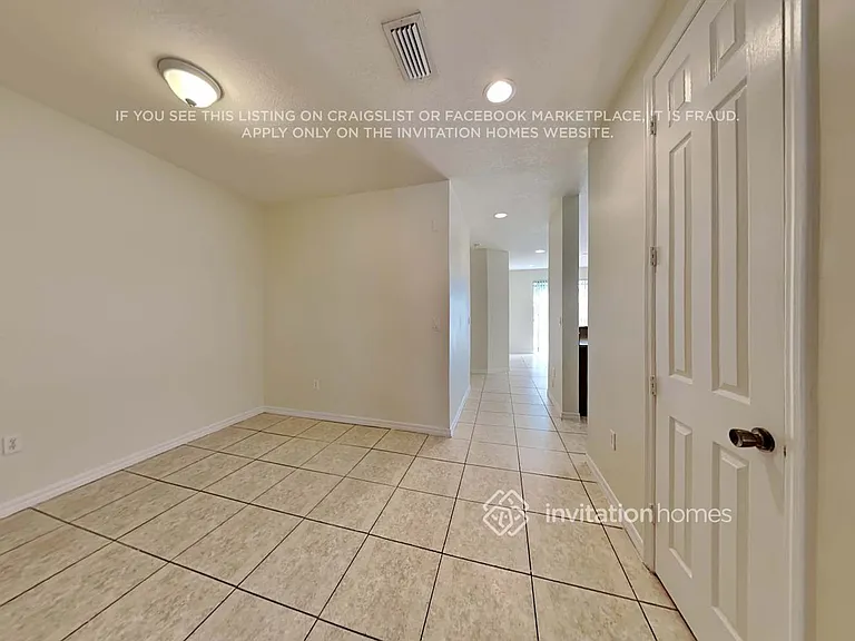 568 NE 35th Ave — Photo 8