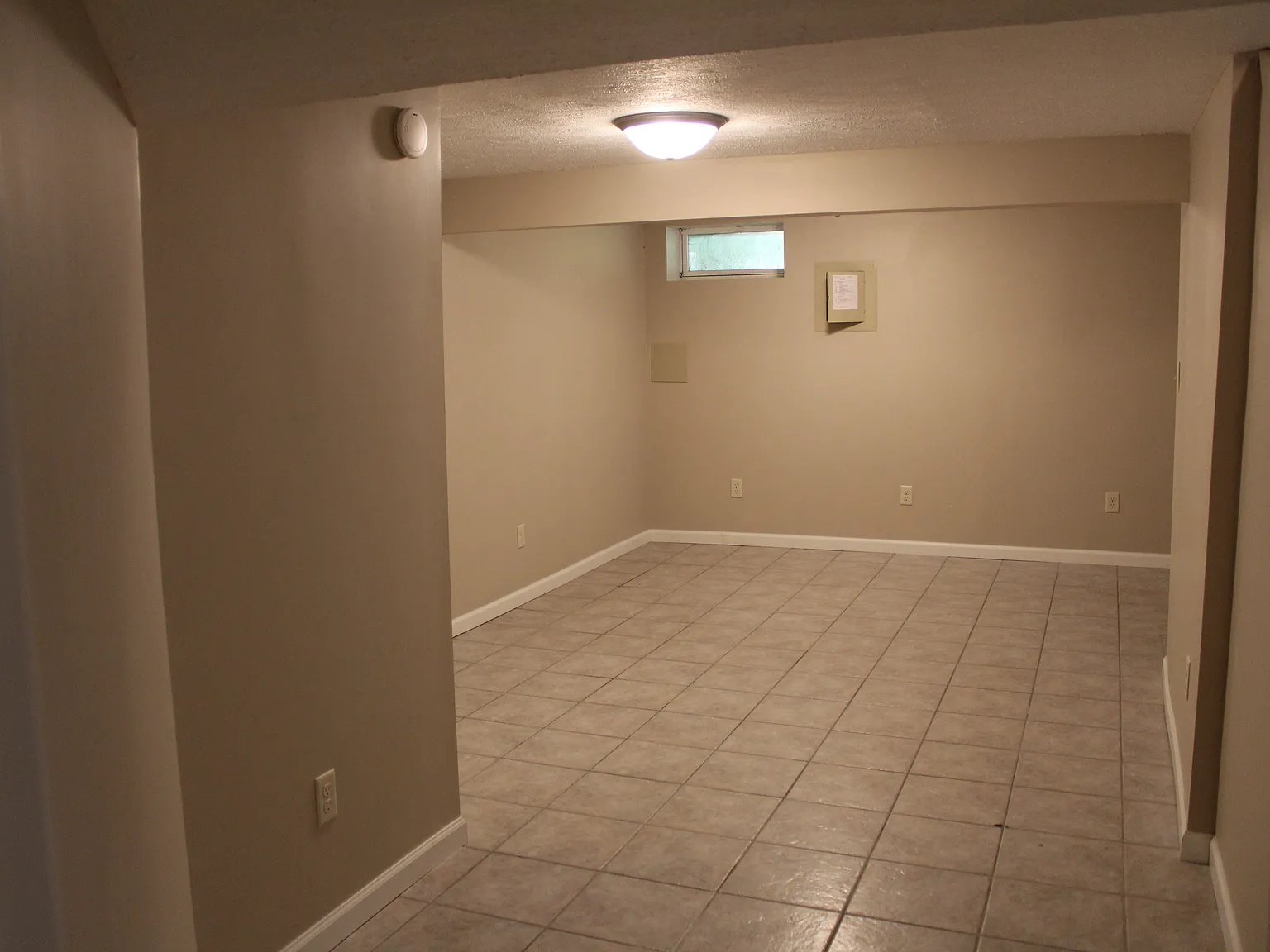 2 bed, 1.5 bath, 950 sqft, $1,450 — Photo 3