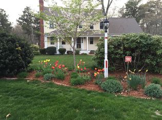 140 Devon Ln, Cotuit, MA 02648