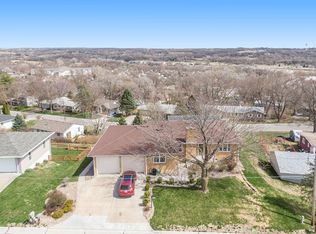 302 Wendy Heights Rd, Council Bluffs, IA 51503